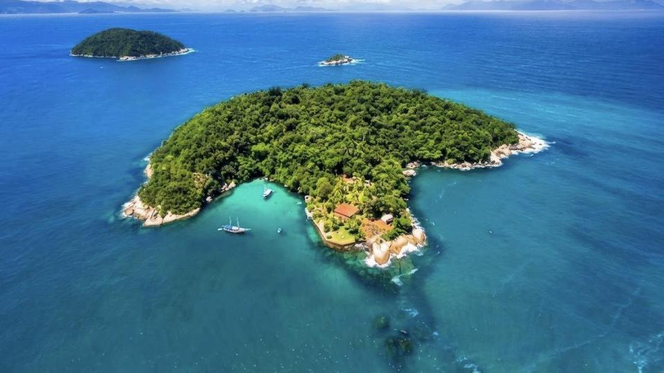 Coconut Island – Private island in Brazil, South America